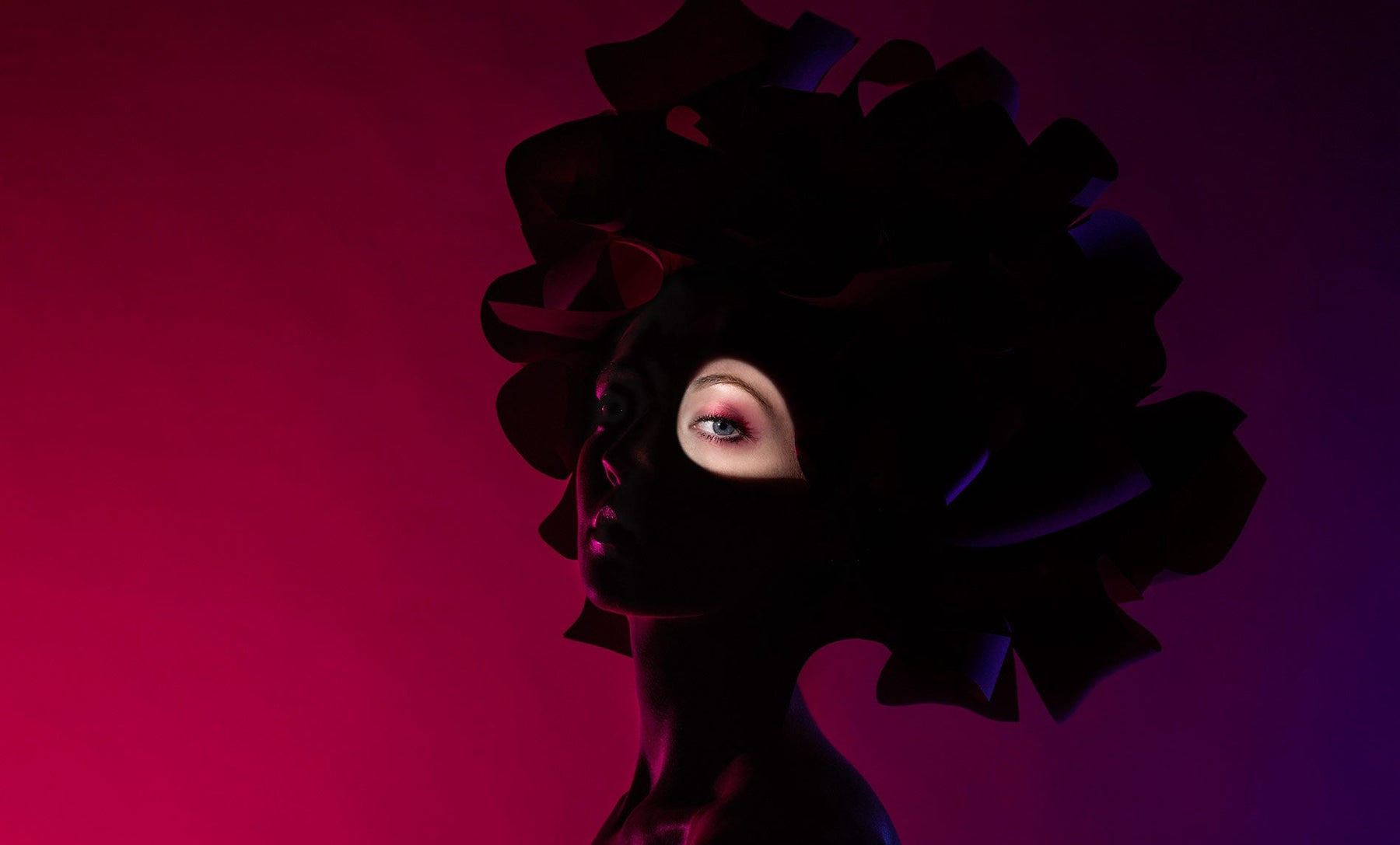 Fashion Portraits in a Creative Light