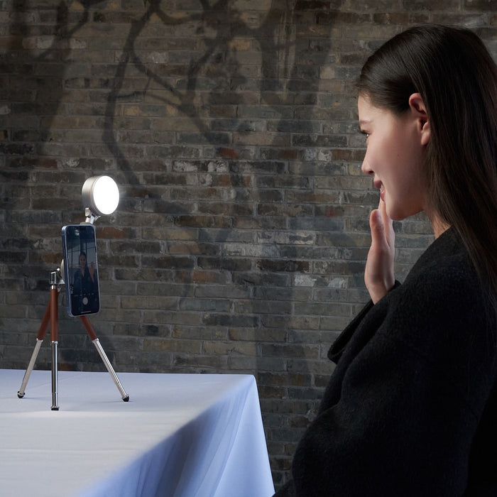 Harlowe Sol 5 Spectra RGB Mobile Light for Magsafe On-Camera Kit