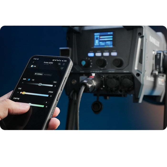 Nanlux Evoke 600C LED Full-Colour Spot Light with Trolley Case