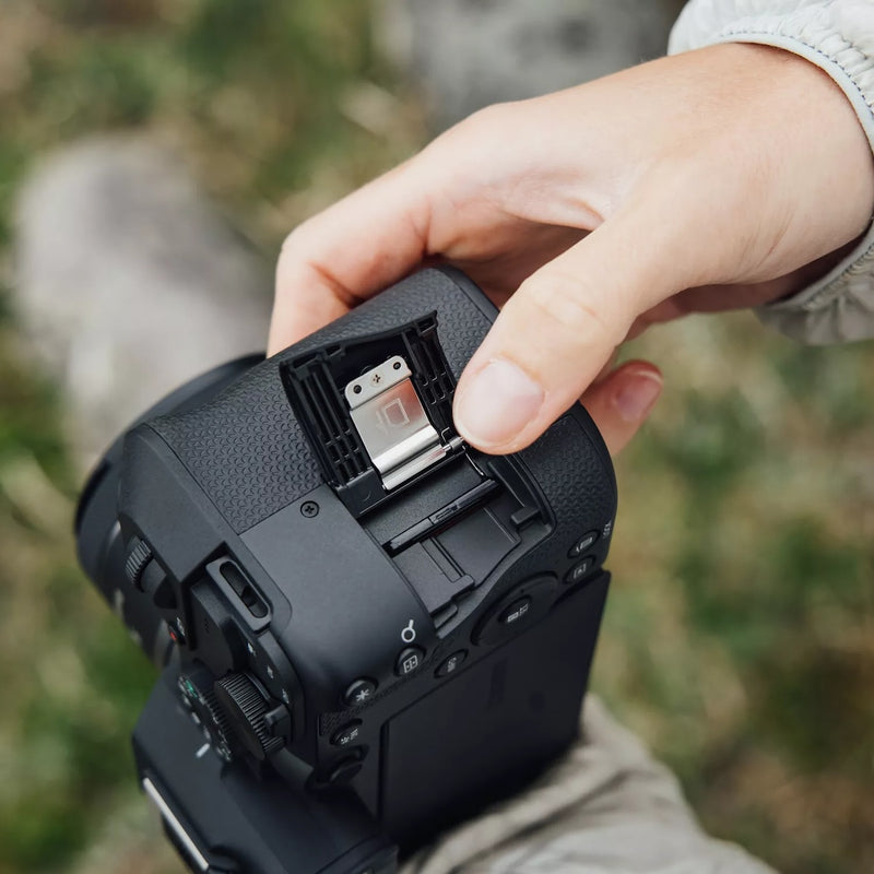 Canon EG-E2 Extension Grip for EOS R8 Mark II
