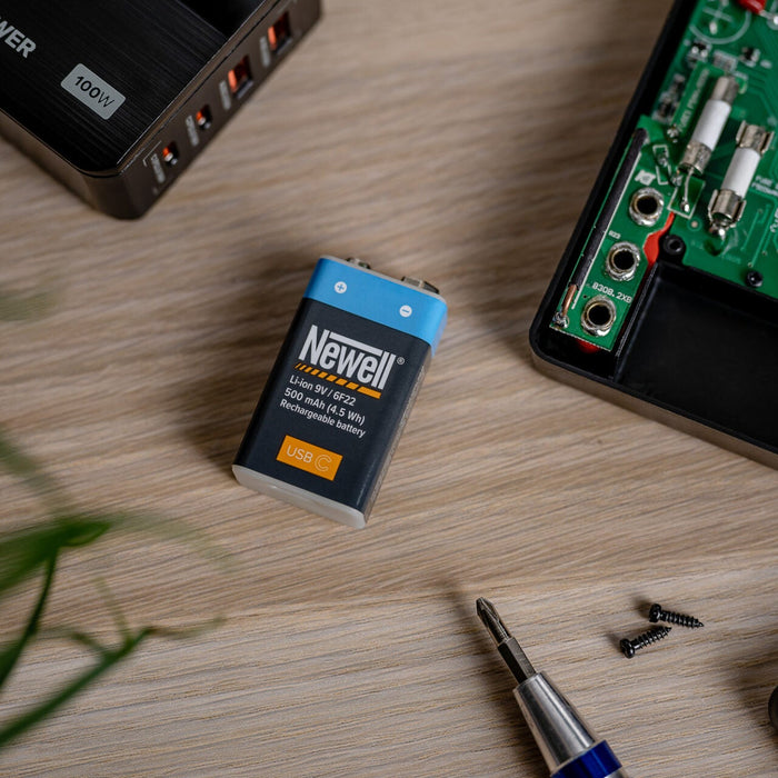 Newell 9V USB-C 500 mAh Rechargeable Battery