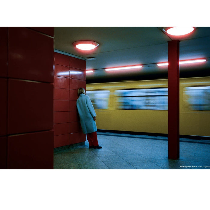 CineStill Xpro C-41 800T Tungsten 36-Exposure 35mm Colour Negative 135 Film