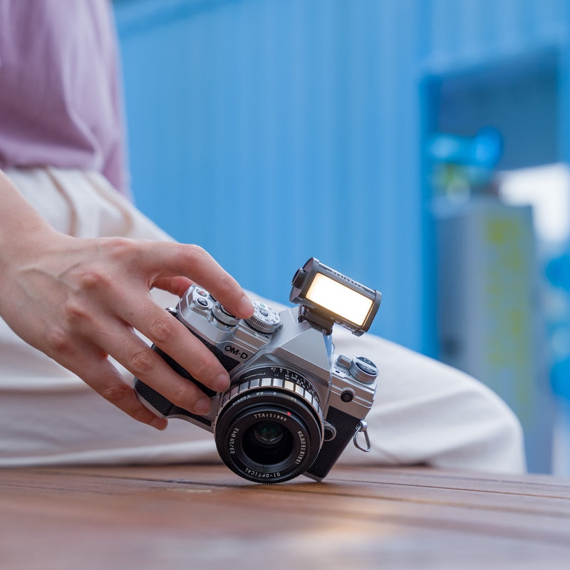 TTArtisan Super Mini Magnetic LED Light