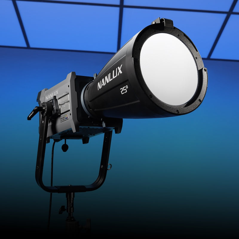 Nanlux Evoke 600C LED Full-Colour Spot Light with Trolley Case