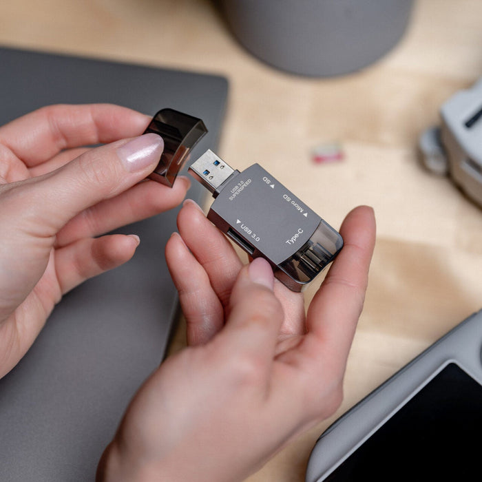 Newell Hub 3-in-1 OTG USB-A, SD, Micro SD