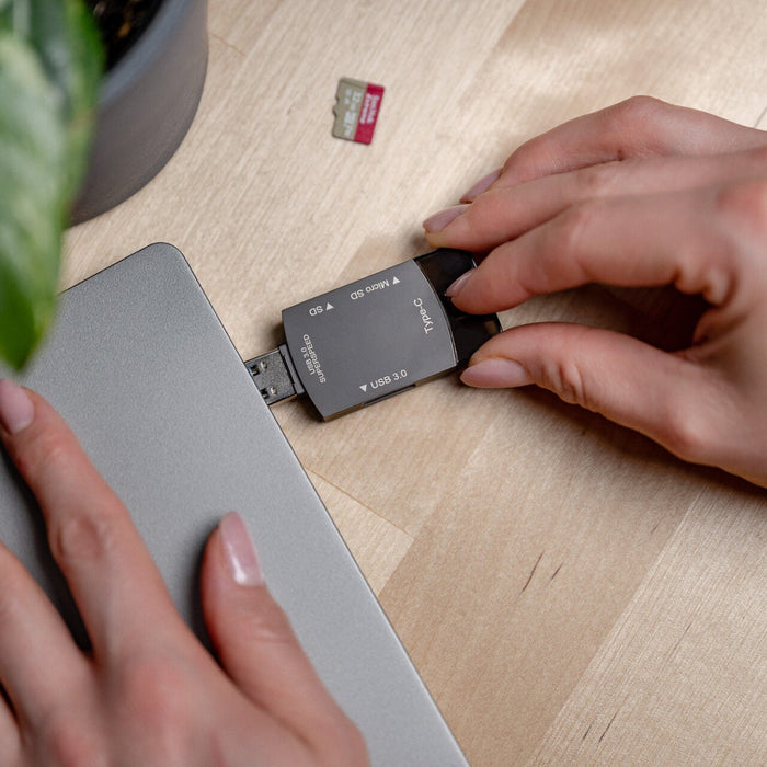 Newell Hub 3-in-1 OTG USB-A, SD, Micro SD