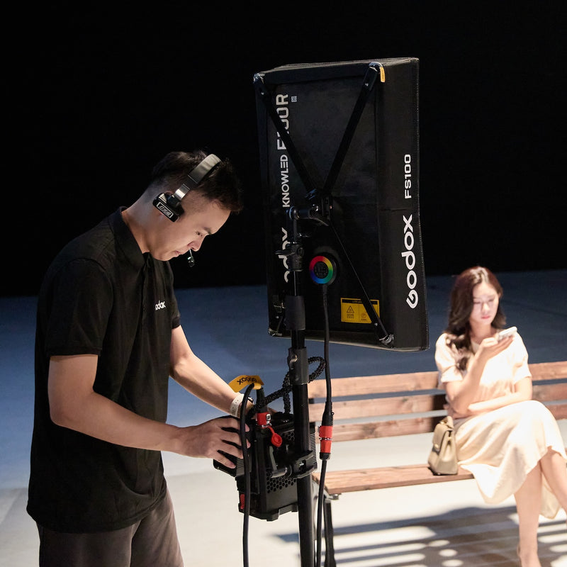 Godox KNOWLED F100R Flexible IP54 RGB Cine LED Light Mat Panel