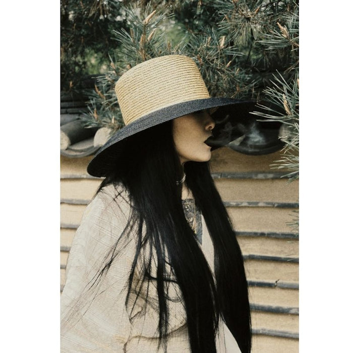 Lomography LomoChrome Metropolis XR 100-400 36-Exposure Colour Negative 35mm 135 Film