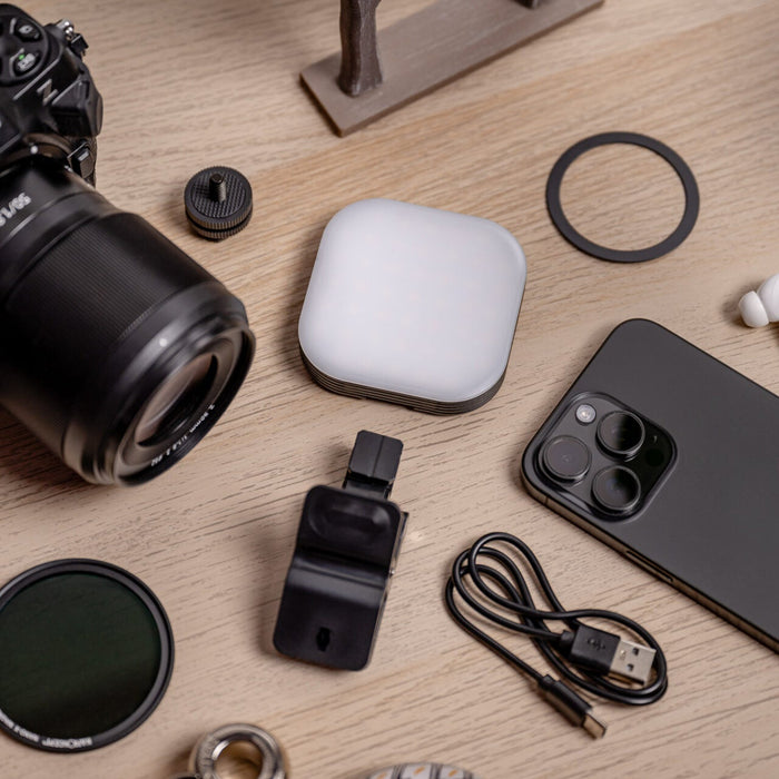 Newell Sunny LED Light for Smartphone