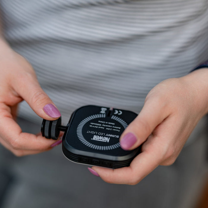 Newell Sunny LED Light for Smartphone