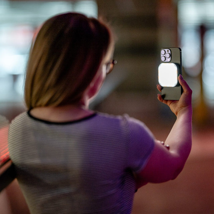 Newell Sunny LED Light for Smartphone