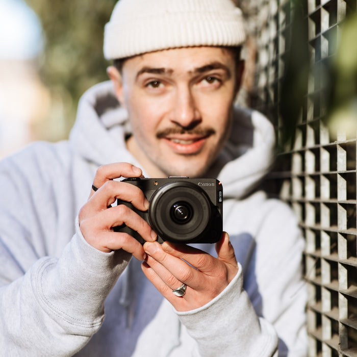 Canon EOS R50 V with RF-S 14-30mm Lens