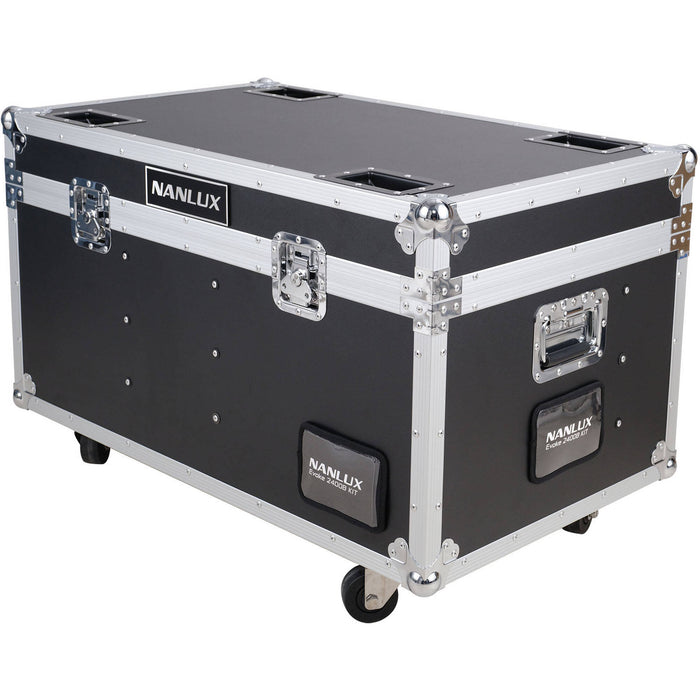 Nanlux Evoke 2400B Bi-Colour Spot Light with Reflector 45° in Flight Case