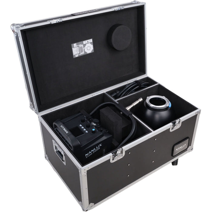Nanlux Evoke 2400B Bi-Colour Spot Light with Reflector 45° in Flight Case
