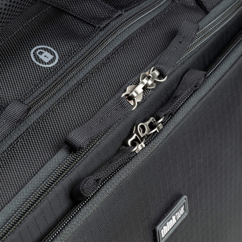 Think Tank Airport Navigator Rolling Camera Bag V2