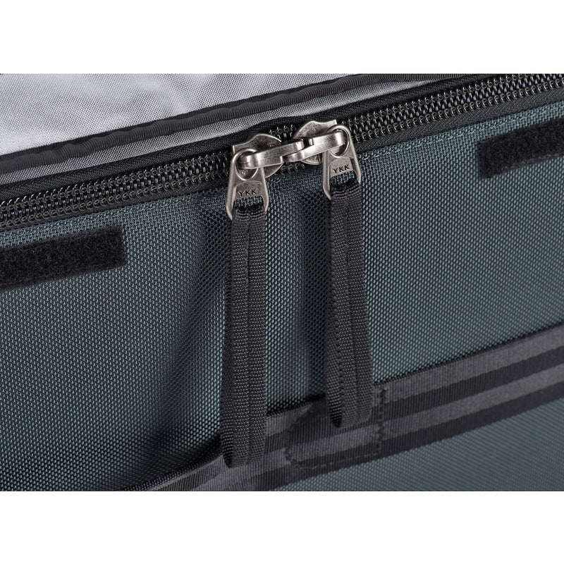 Think Tank Video Tripod Manager 44 Roller Case