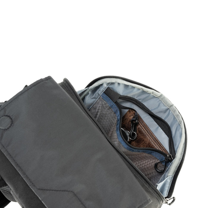 Think Tank Mirrorless Mover Backpack Marine Blue