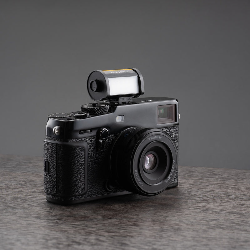 TTArtisan Super Mini Magnetic LED Light