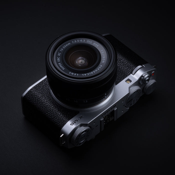 Fujifilm XC 13-33mm f/3.5-6.3 OIS Lens