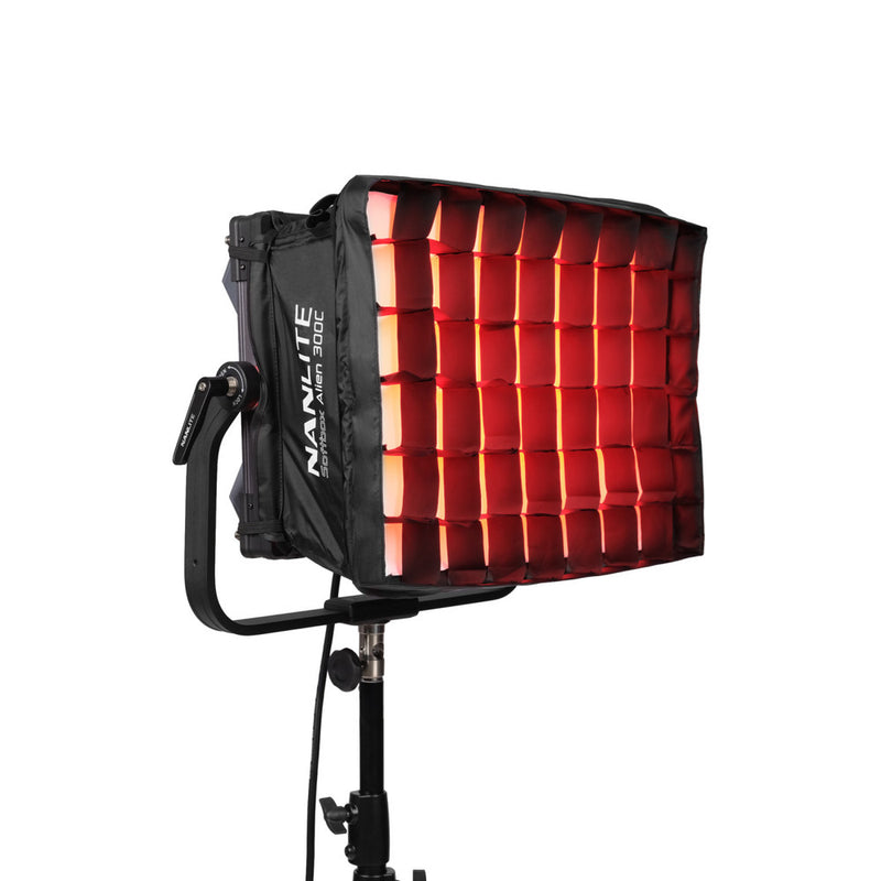 Nanlite Pop-Up Softbox with Grid for Alien 300C