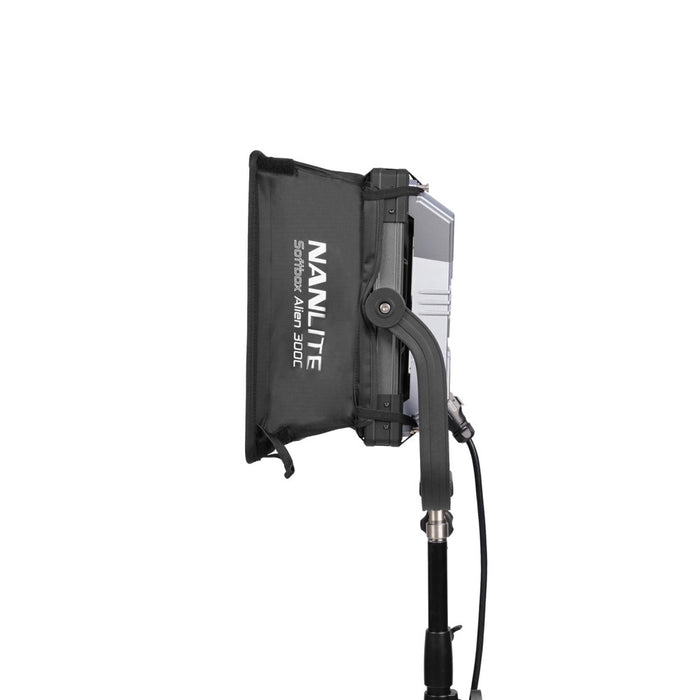 Nanlite Pop-Up Softbox with Grid for Alien 300C
