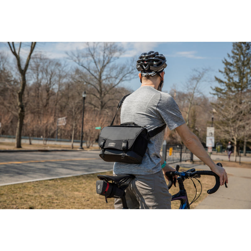 Tenba DNA 9 Slim Messenger Bag Black
